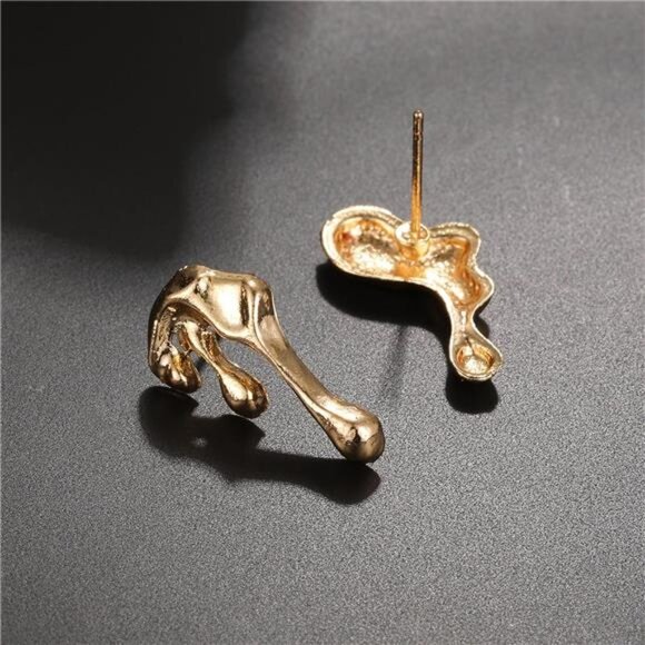 Irregular Asymmetrical Gold Drop Earrings – Chic Statement Jewelry - Picture 3 of 5